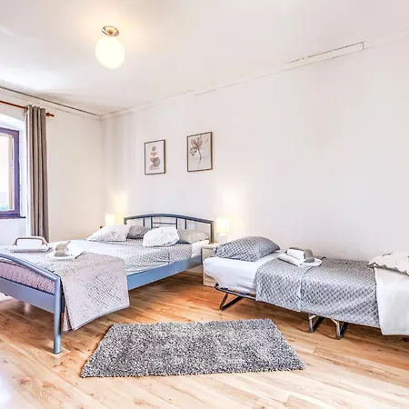 Roza By Interhome Semesterbostad