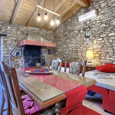 Roza By Interhome Vikendica